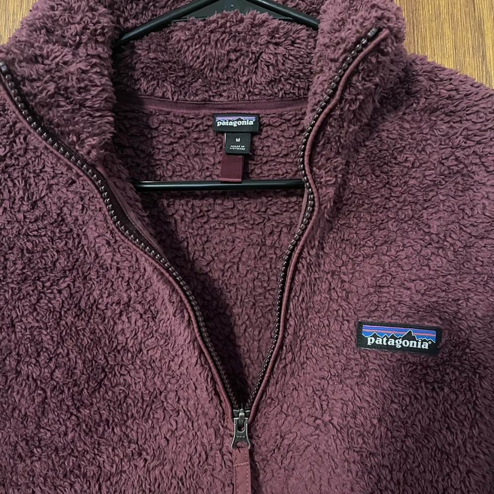 Patagonia Women’s Quarter Zip Soft Fleece Jacket, Size Medium